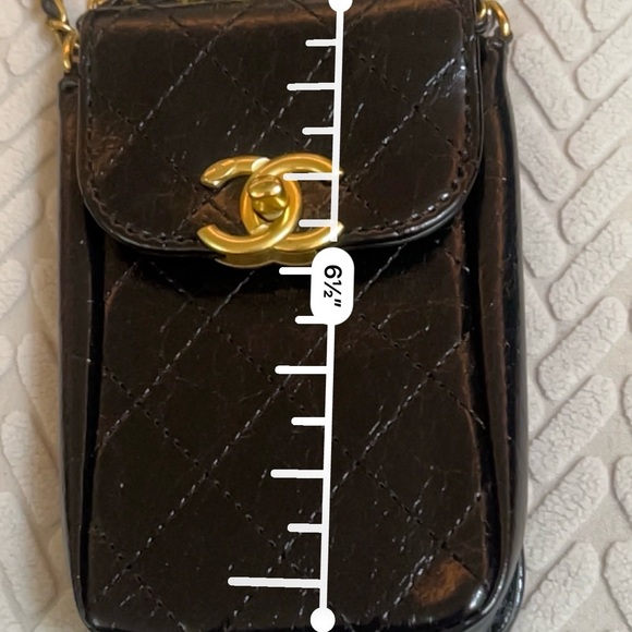 Chanel cross body bag , cones with box - Picture 5 of 6